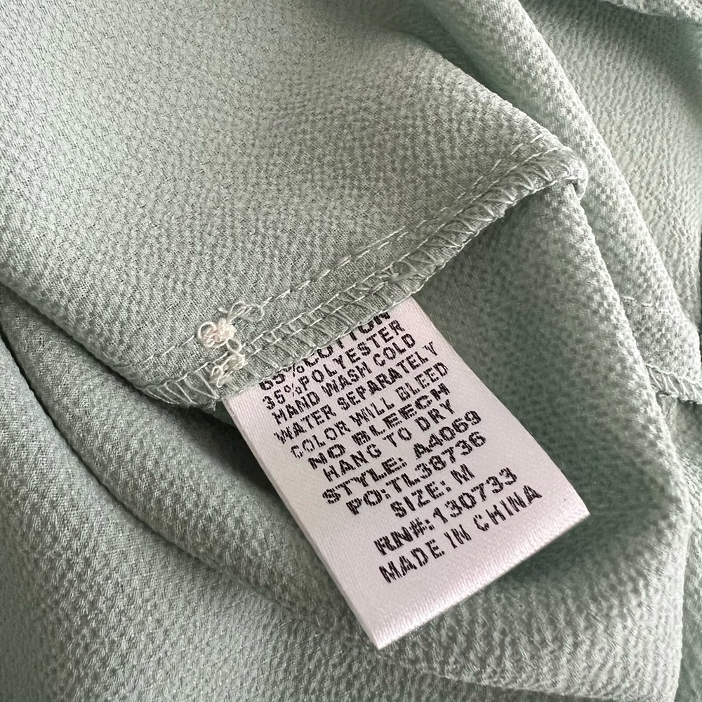 Seafoam green shirt with shear embroidered sleeves -medium - Picture 5 of 8